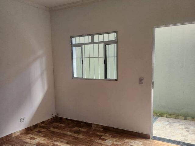 #34 - Kitnet para Locação em Taboão da Serra - SP