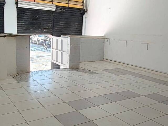 #77 - Salão Comercial para Locação em Taboão da Serra - SP - 2