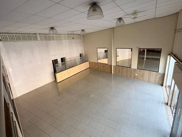 Estabelecimento para Locação em Taboão da Serra - 5